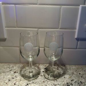Good Harbor pair of wine glasses set - smaller size for tasting or dessert wine